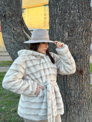 Pelliccia Kenia  Parigi